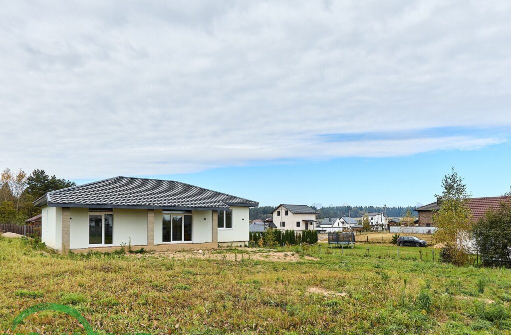 С газом и теплыми полами. Смотрим блочную дачу в Логойском районе