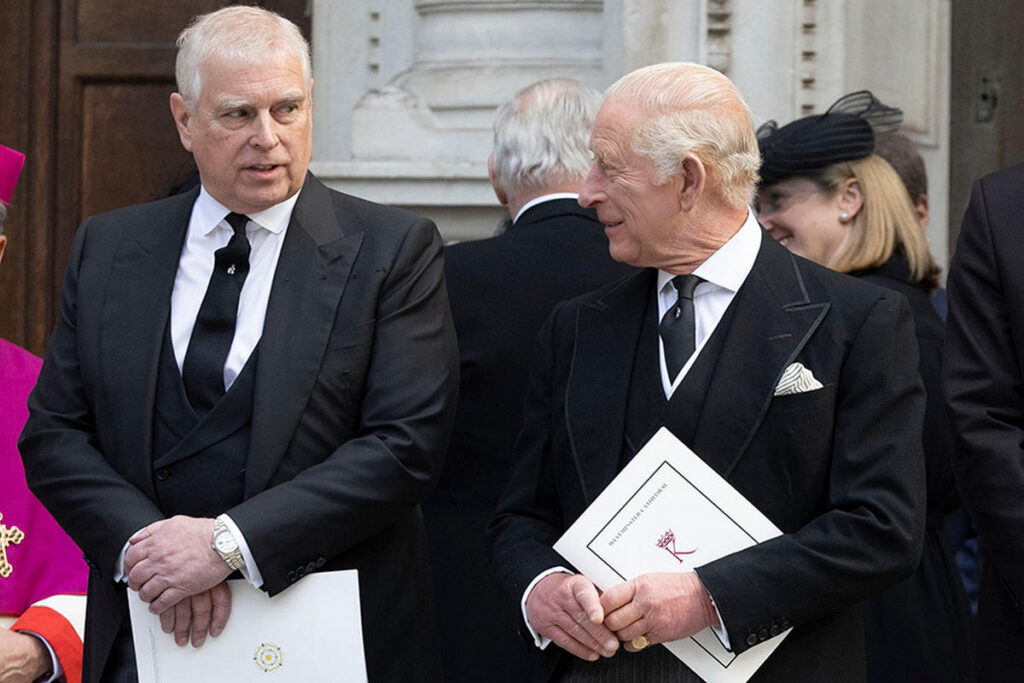 Король Карл Третий отзовёт титулы у принца Эндрю из-за скандалов