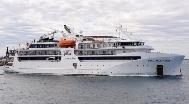 Круизный лайнер забыл туристку на острове — ее нашли мертвой