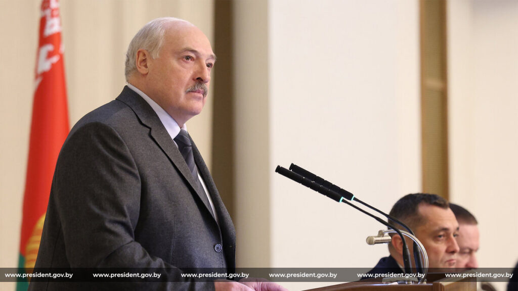 Холодный душ для северного региона. Что сказал Лукашенко о будущем Витебской области