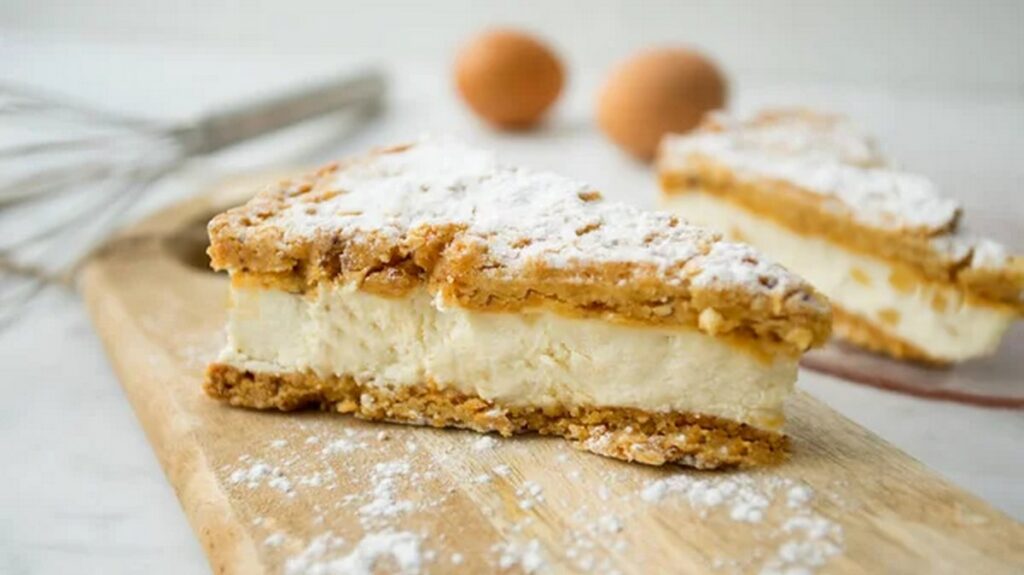 В Беларуси изъяли из продажи чизкейк с бактериями и мороженое