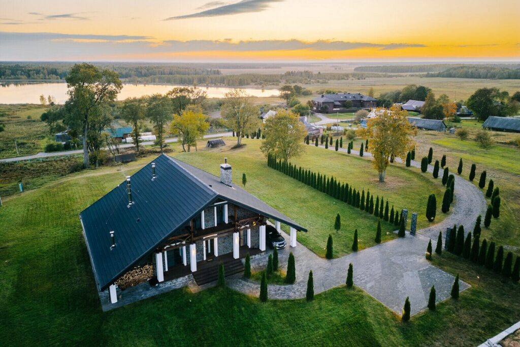 Дом Столбцы