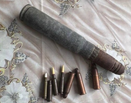 После смерти мужа жительница Борисова обнаружила тайник с боеприпасами
