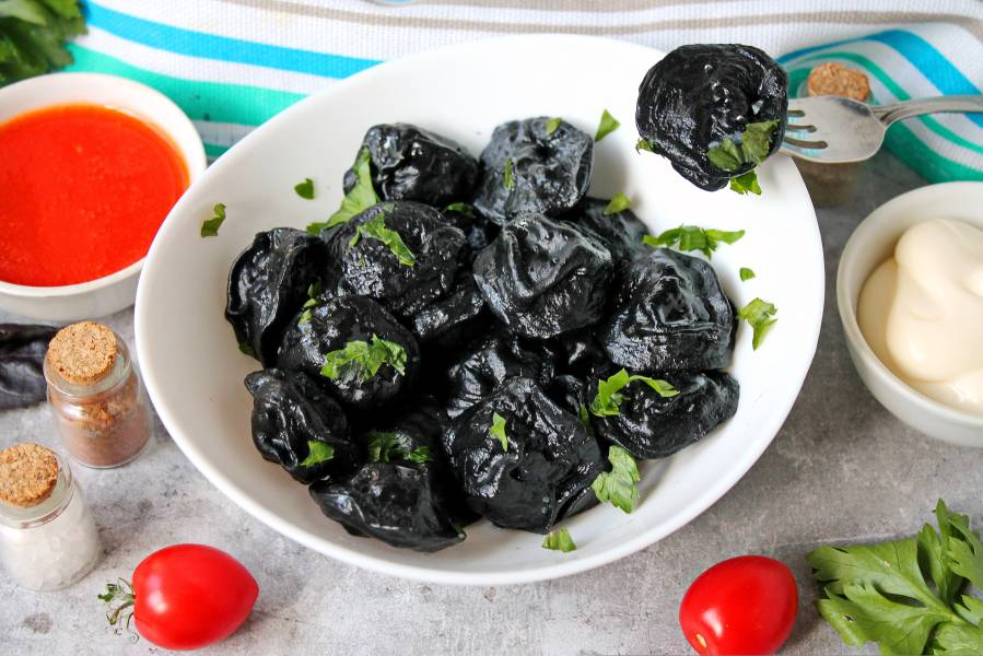 Модный черный: 3 рецепта, которые изменят ваше представление о цвете еды