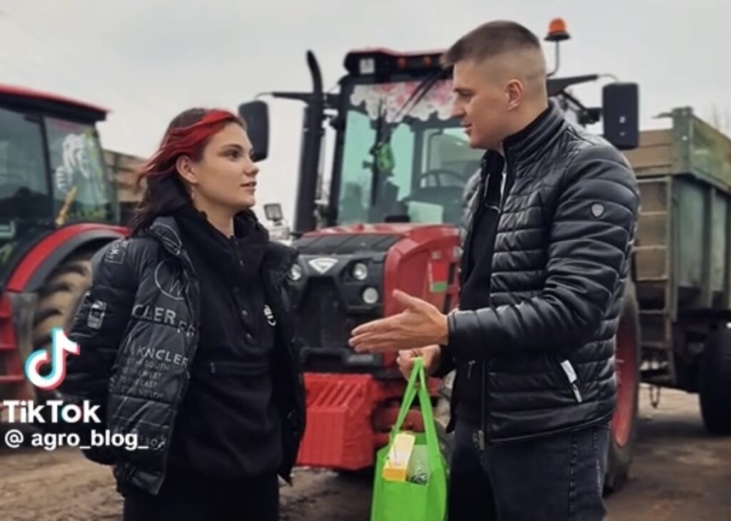 Девушка-механизатор из Барановичей поразила TikTok смелым выбором профессии