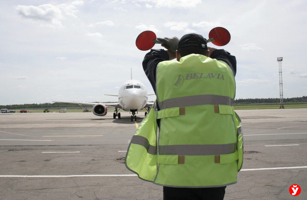 Кушнаренко поблагодарил авиаработников за труд: «Вы соединяете регионы и судьбы людей»