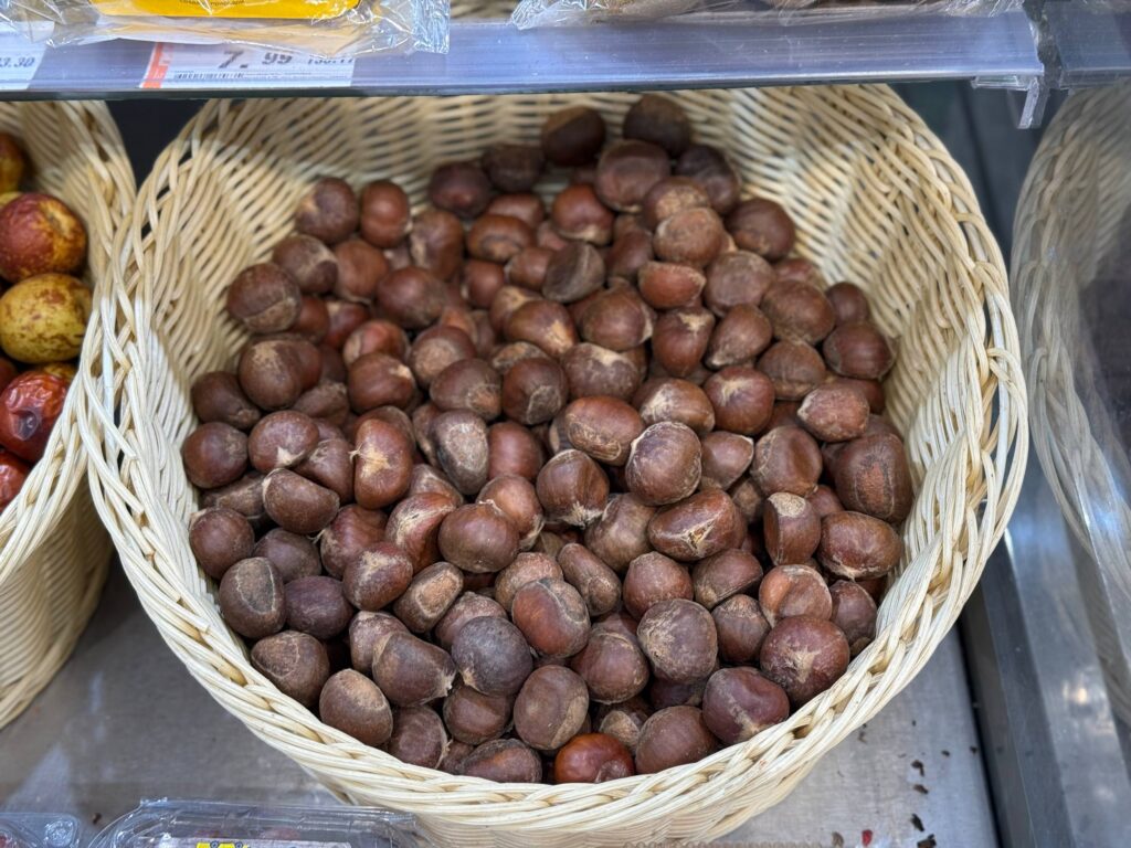 Каштаны по 33 рубля за кг: почему они дороже мяса в белорусских магазинах