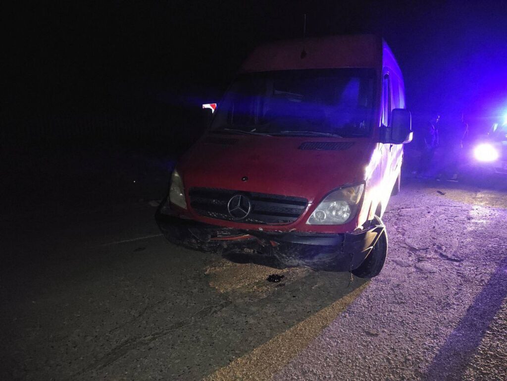 Пьяный угонщик застрял на железнодорожных путях в Молодечно, оставив телефон в машине