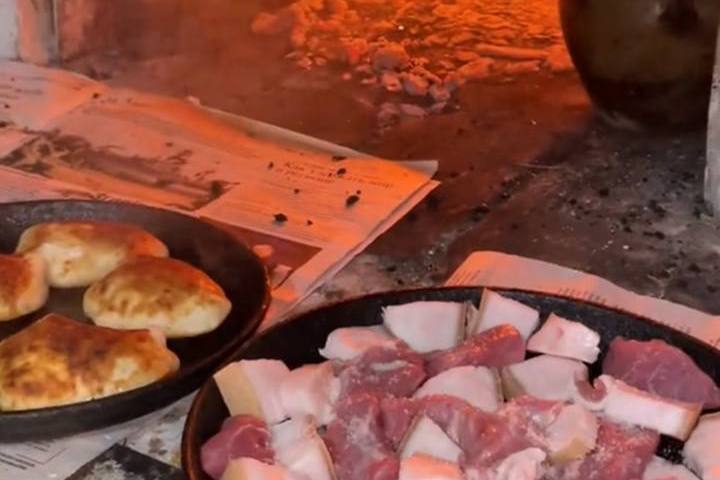 «Аж сердце екнуло!» Видео с деревенским завтраком вернуло белорусов в детство