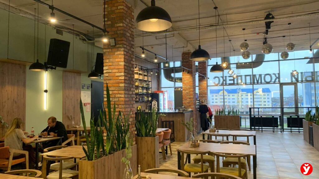 Комплексный обед в новом кафе города Крупки: стоит ли своих 12 рублей? Личный опыт журналиста