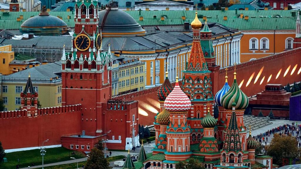 Азарёнок рассказал, как либералы искажают российскую историю
