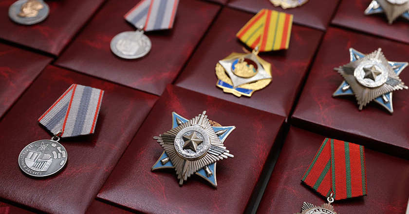 Государственные награды вручены 48 белорусам: в списке награжденных — представители Минской области