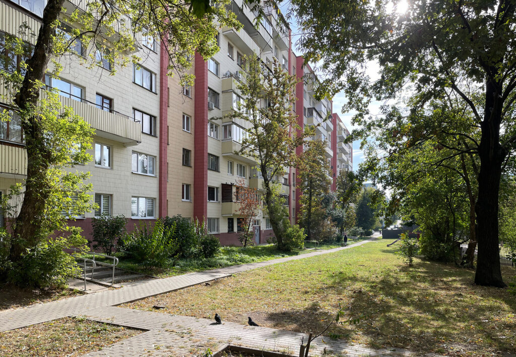 Здесь жила советская элита. Смотрим квартиру в одном из престижных районов Минска