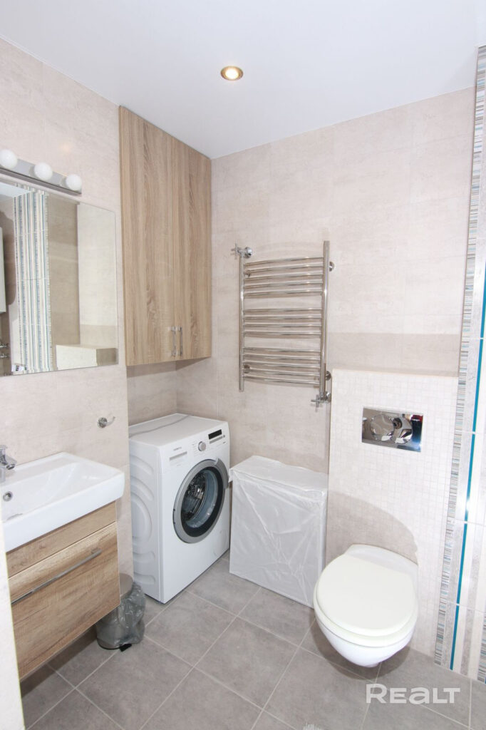 однушка ул. Алибегова, 28 на 14 этаже