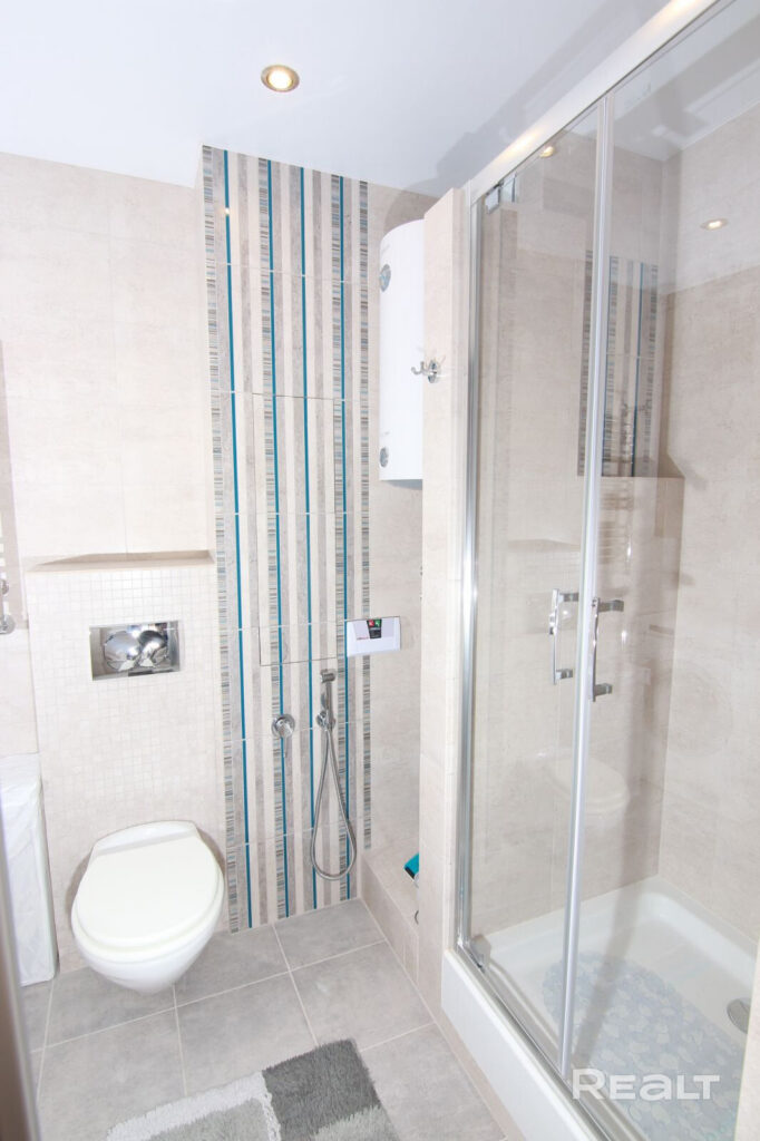 однушка ул. Алибегова, 28 на 14 этаже