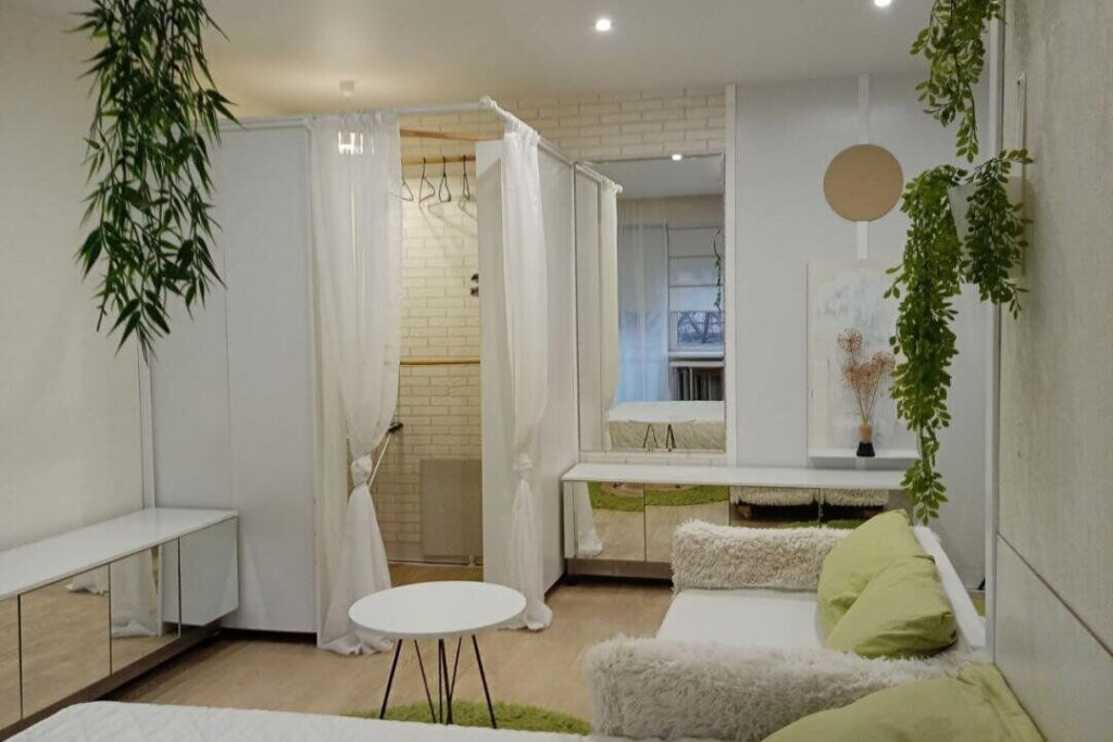 «Зеленый уголок» под съем — смотрим уютную однушку в Минске для любителей флоры