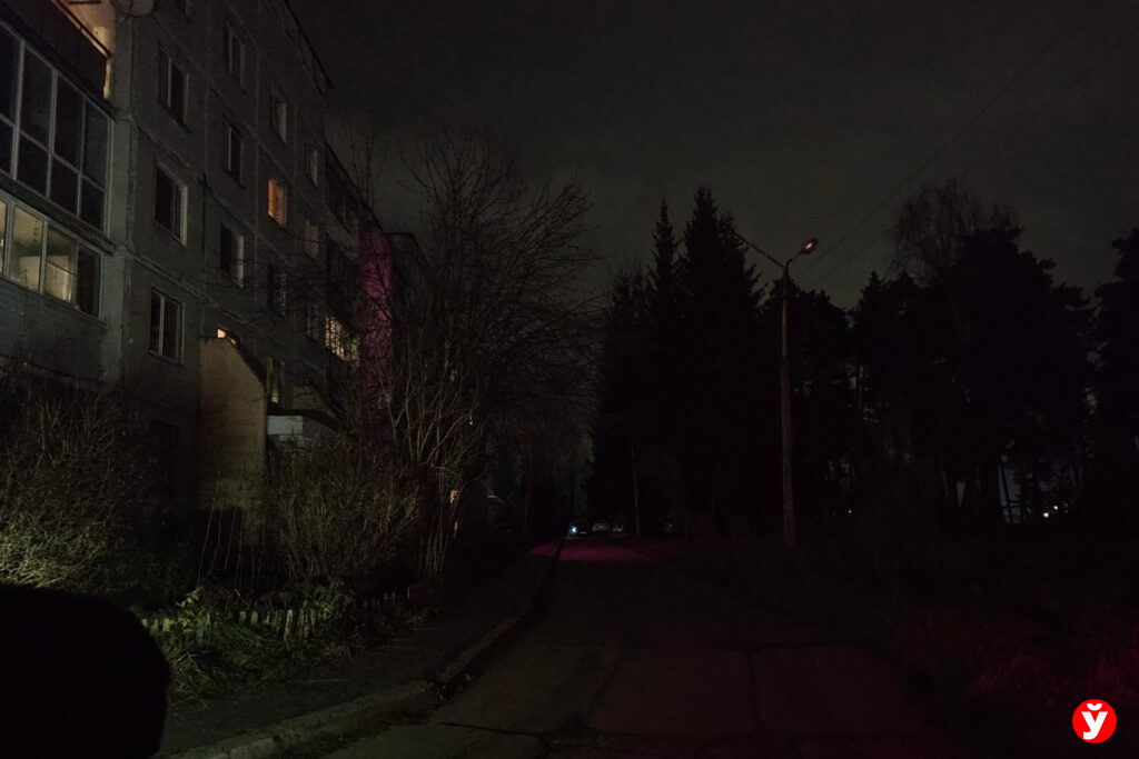 Борисовчане ходят ночью с фонариками — что происходит в райцентре