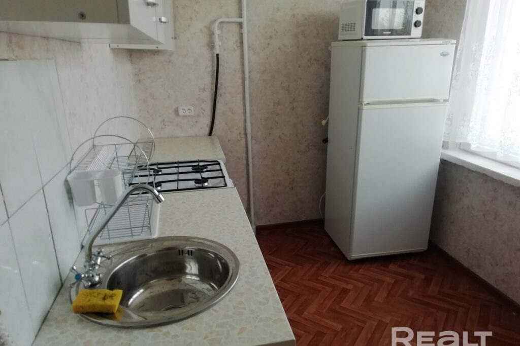 однушка на ул. Ротмистрова, 6