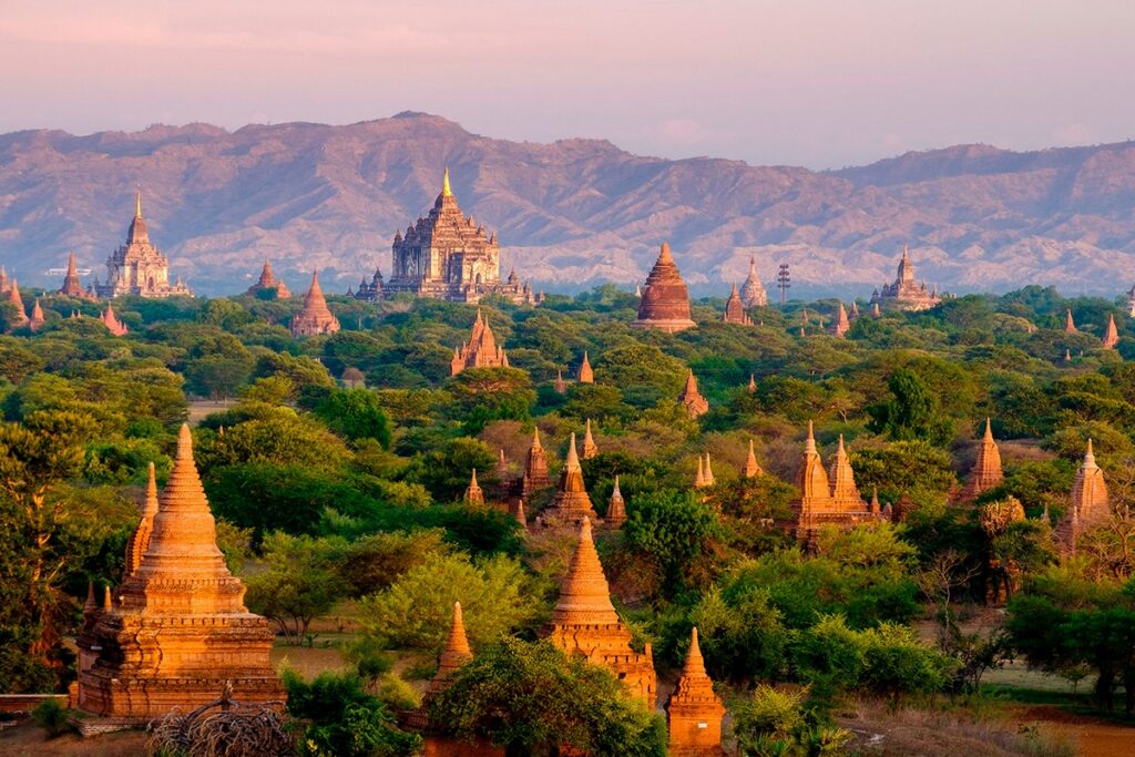 Без виз в Азию — Беларусь и Мьянма планируют отменить визовый режим