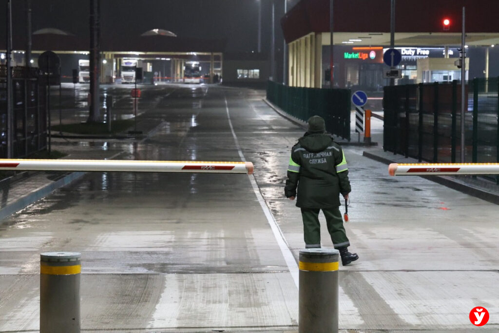 Впервые за долгое время на польской границе нет очередей из легковушек и автобусов