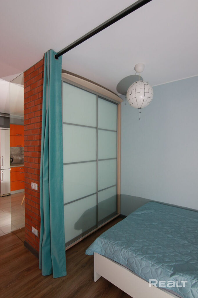 однушка ул. Алибегова, 28 на 14 этаже