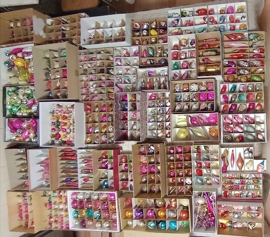 8 лет собирала коллекцию: белоруска показала почти тысячу елочных игрушек