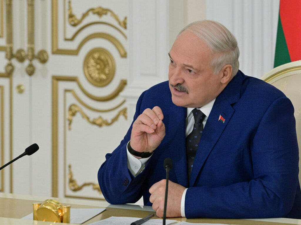 Реальная зарплата вырастет в 1.2 раза: разбор Программы социально-экономического развития