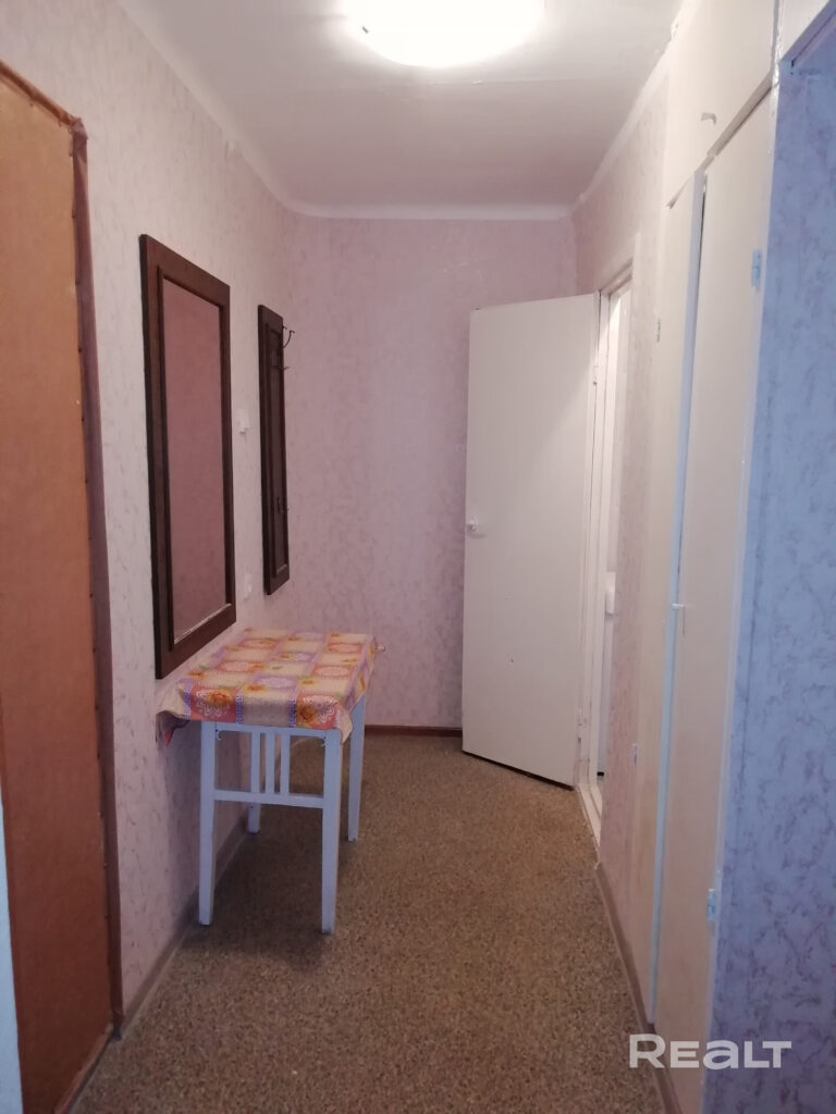 однушка на ул. Ротмистрова, 6