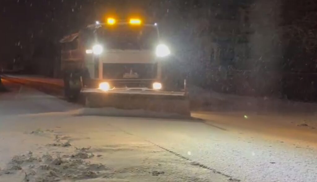 В Минской области расчистили более 600 км дорог: коммунальщики работают в усиленном режиме