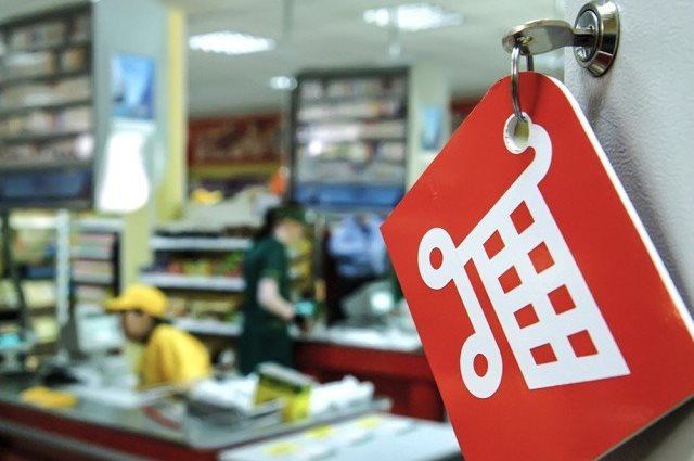 Пропали вещи из камеры хранения в магазине? Администрация всё равно отвечает