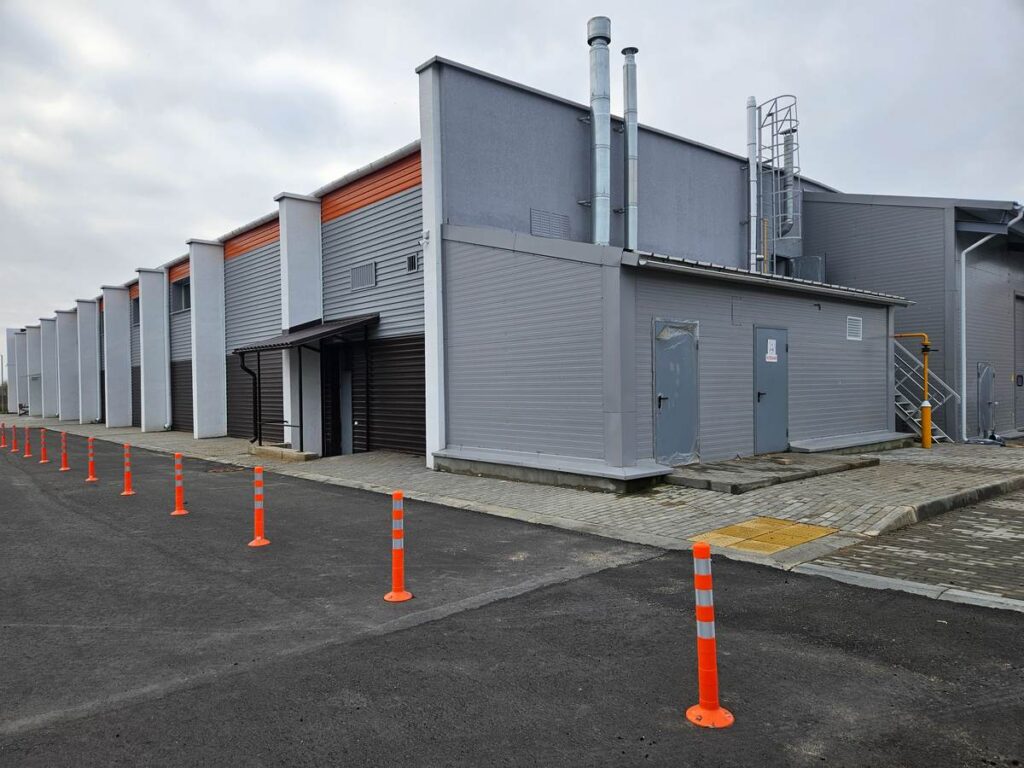 Команда, которая может все — как благодаря ДРСУ №133 жизнь в Мядельском районе становится комфортнее