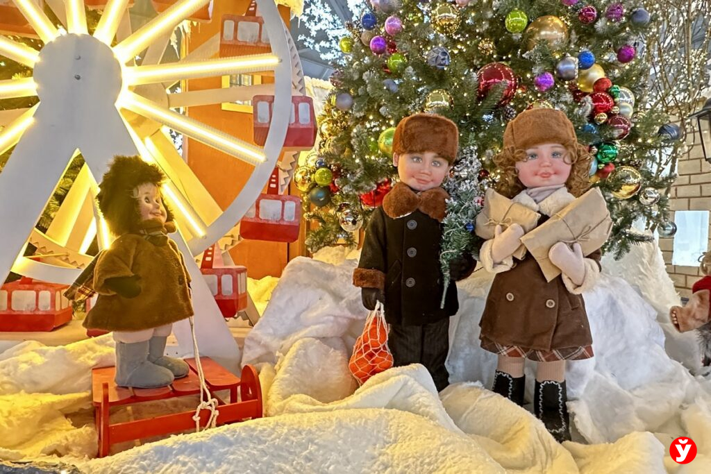 Самая душевная новогодняя инсталляция появилась на Комаровском рынке