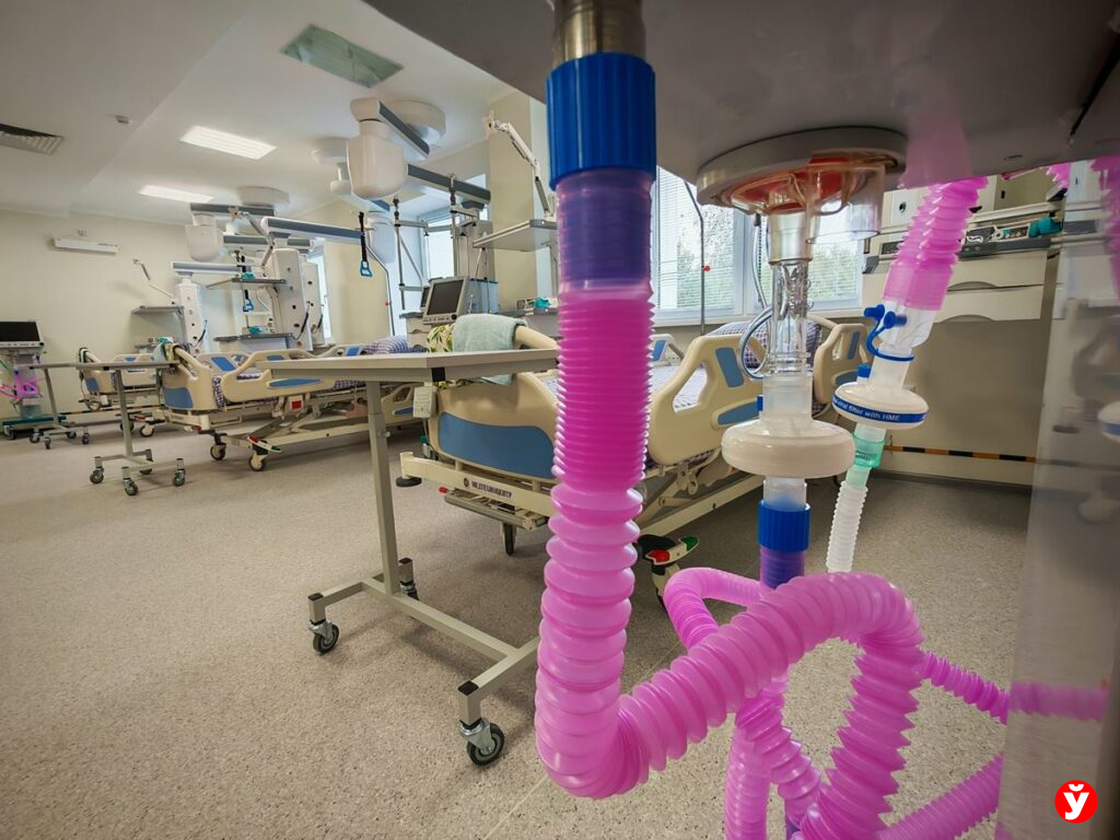 «Нога гнила, а в областную — запись за полгода». Когда больницы обязаны быстро помочь пациенту