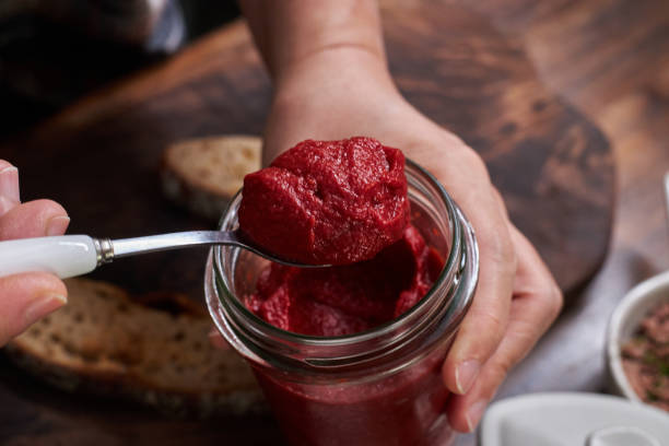 В Беларуси запретили продавать российскую томатную пасту — проверьте свои запасы на кухне