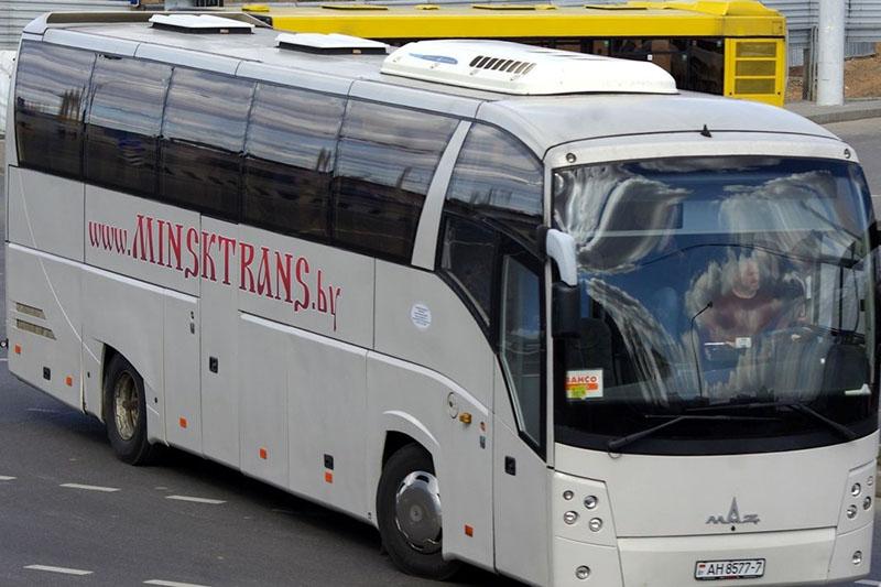 «Минсктранс» возобновляет ежедневные рейсы в Литву и Латвию после открытия двух КПП
