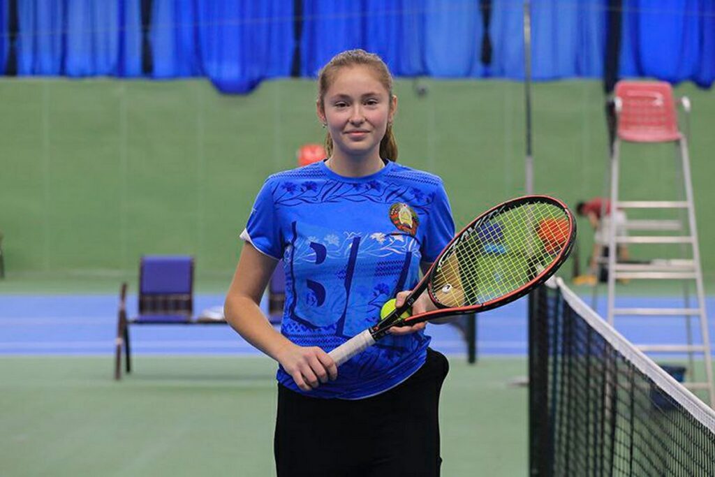 Белорусская теннисистка Хомутянская выиграла третий турнир подряд