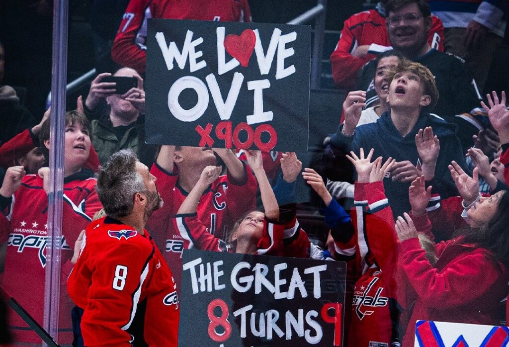 Юбилейную шайбу Овечкина пытался украсть вратарь «Сент-Луиса»