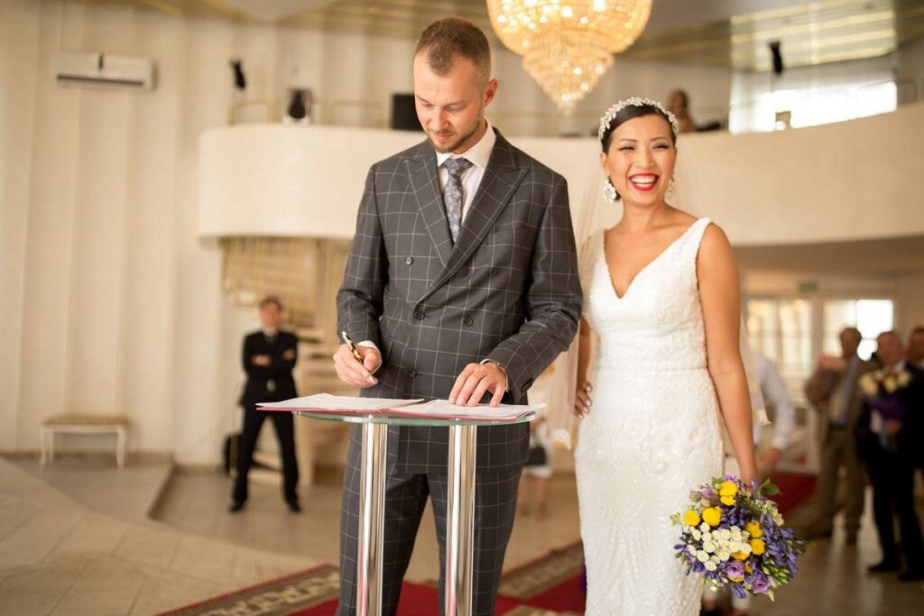 «Тут не нарушают личные границы». За что казашка полюбила Беларусь