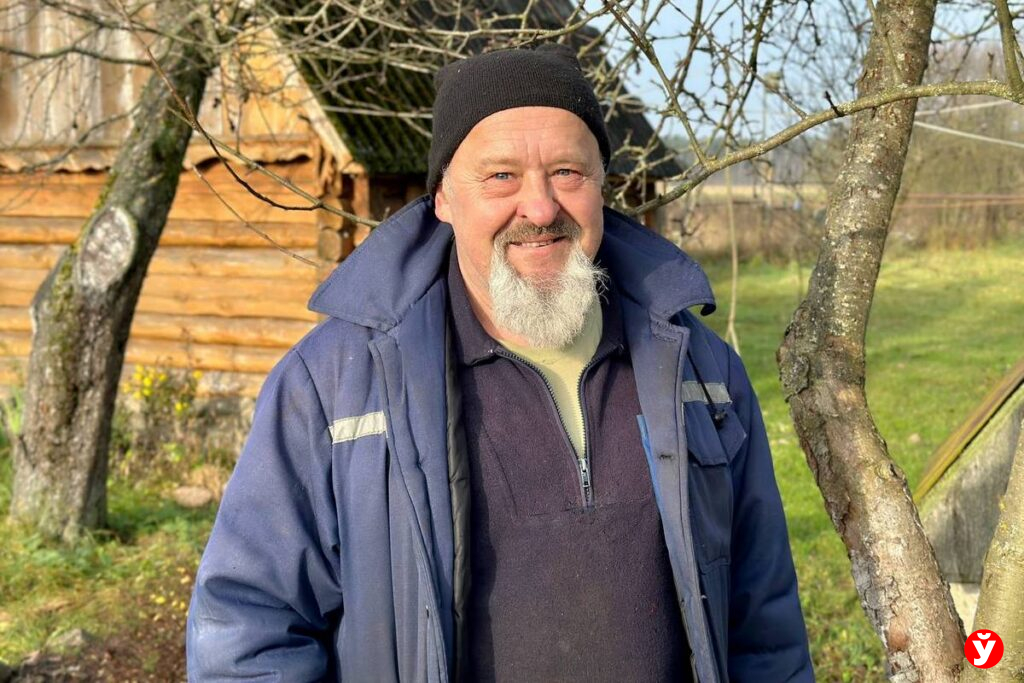 Сельский блогер из Вилейского района покорил TikTok искренними рассказами о деревенской жизни