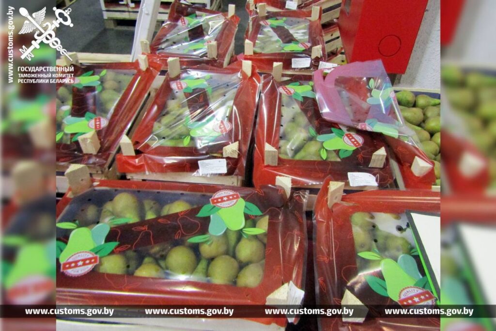 Несладкая сделка: таможня не пустила партию груш в РФ почти на полмиллиона рублей