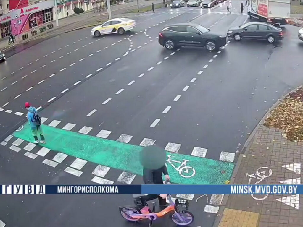 Пенсионер украл электровелосипед из велошеринга для своего циркового представления