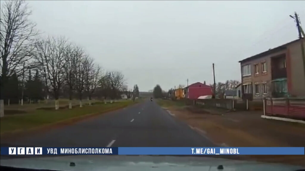 Погоня в Клецком районе: нетрезвый мотоциклист пытался уйти от ГАИ, но был задержан