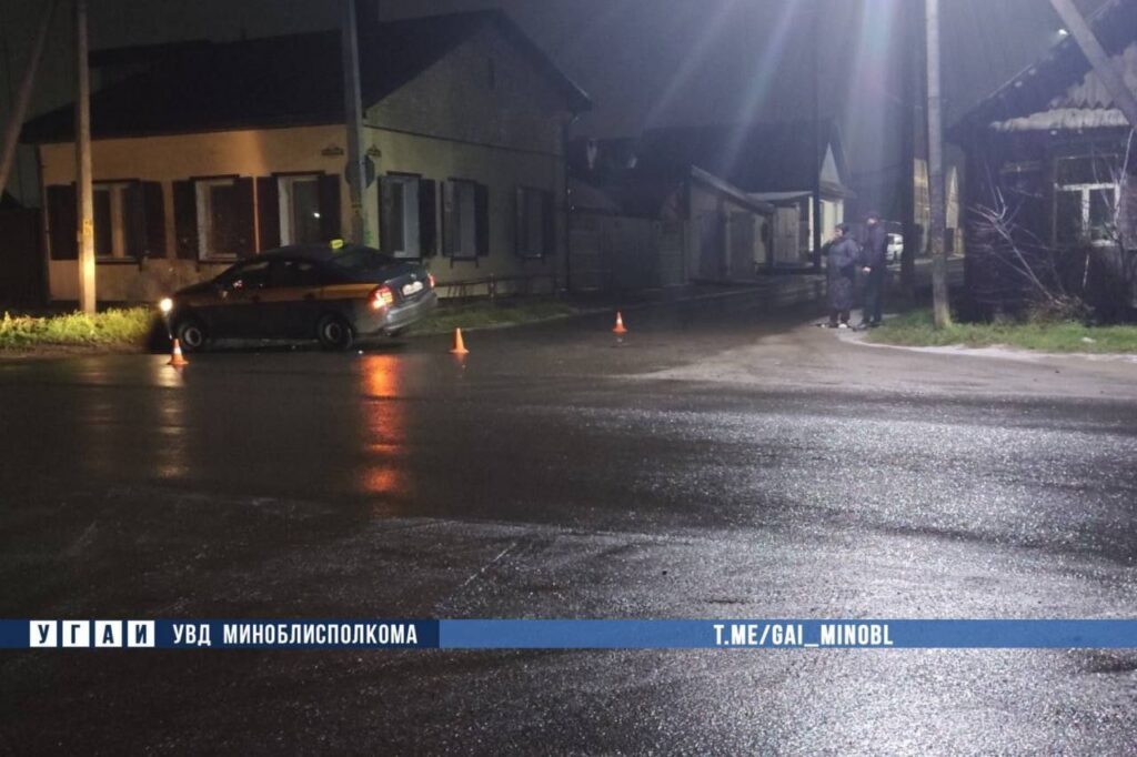 В Борисове водитель Volkswagen сбил молодую девушку — пострадавшая в больнице