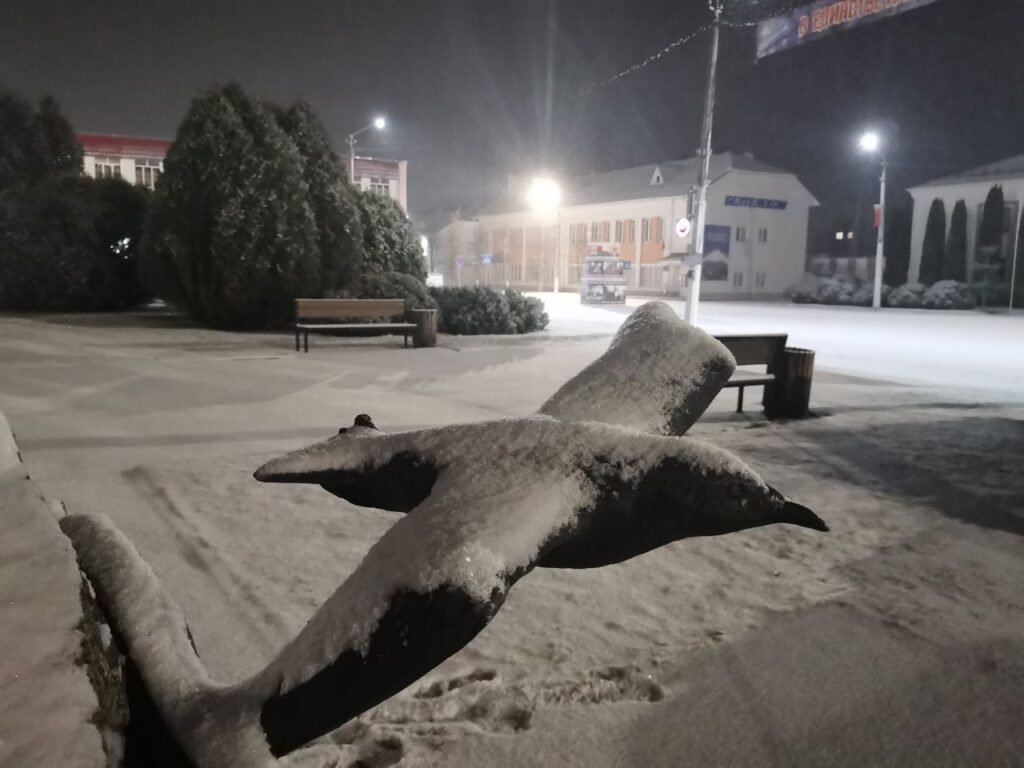 На Минщину обрушился снегопад — ЖКХ работает в усиленном режиме