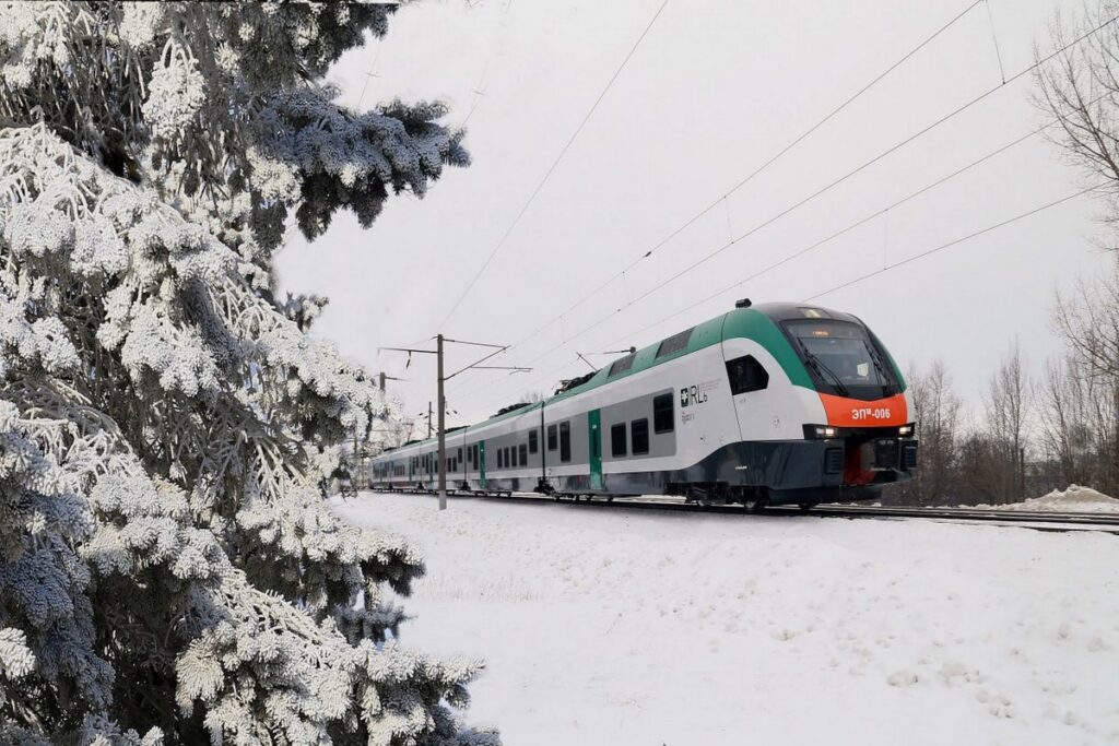БЖД запускает более 200 поездов — куда можно уехать на новогодние праздники