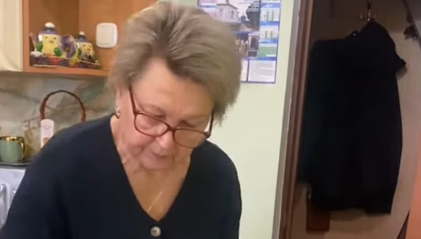 500 на еду, 150 на коммуналку — пенсионерка подробно расписала свои расходы и взорвала TikTok