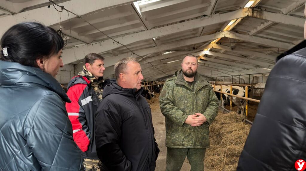 Помощник Президента потребовал навести порядок в хозяйстве Борисовского района