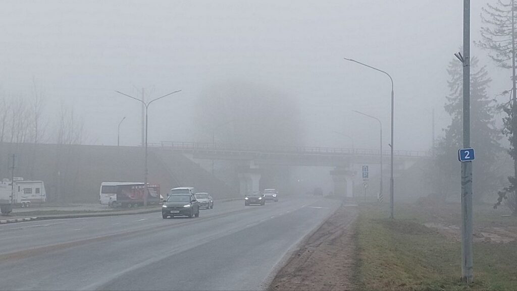 Видимость из-за туманов на дорогах упала до 500 метров