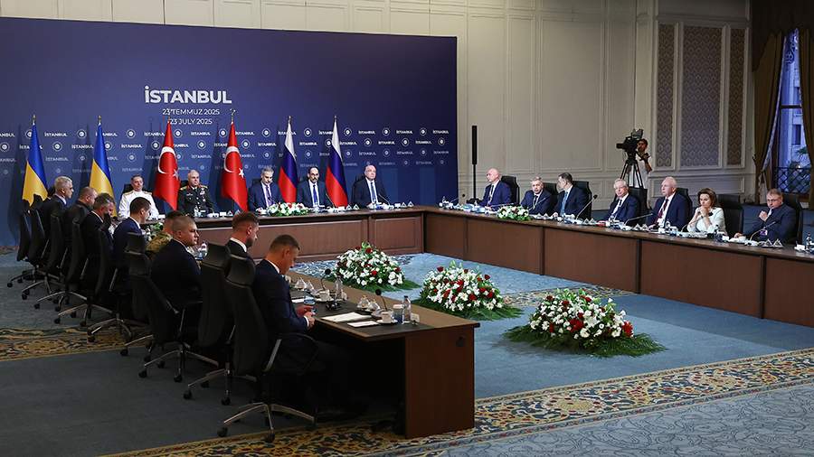 Украина официально остановила мирные переговоры с Москвой