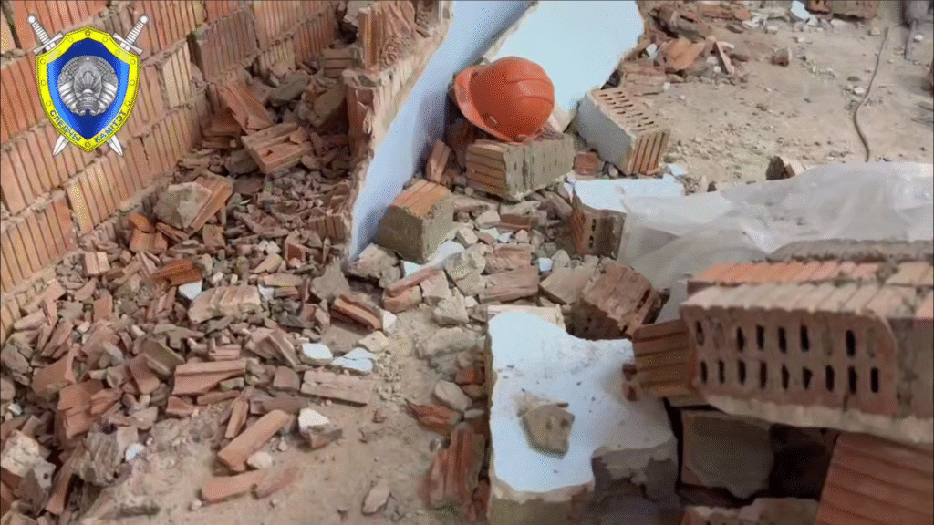 В Минске при демонтаже здания обрушилась часть стены — рабочий получил тяжелые травмы